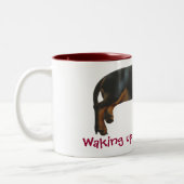 Schlafen in Kaffee-Tasse Zweifarbige Tasse (Links)