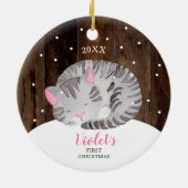 Schlafen Kitty Cat New Baby's First Christmas Date Keramik Ornament (Hinten)