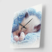 Schlafen Siamese Kitten Paws Quadratische Wanduhr (Winkel)