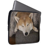 Schlafen von Shiba in ein Laptop-Case Laptopschutzhülle (Vorne Rechts)