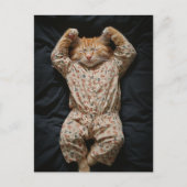 Schlafende Ginger-Kitty in Schlafanzug Postkarte (Vorderseite)