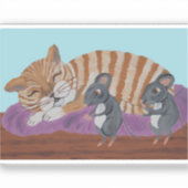 Schlafende Katze mit hinterlistigen Mäusen Aufkleber (Vorderseite)