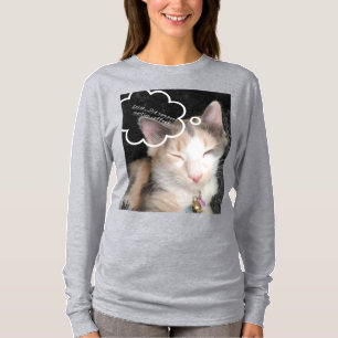 Schlafende Kitty braucht Kaffee T-Shirt