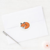Schlafender Cartoon Fox Runder Aufkleber (Umschlag)