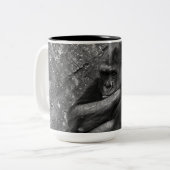 Schlafendes Gorilla-Primat Zweifarbige Tasse (Vorderseite Links)