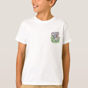 Schlafendes Koala mit dampfenden Kindern T-Shirt