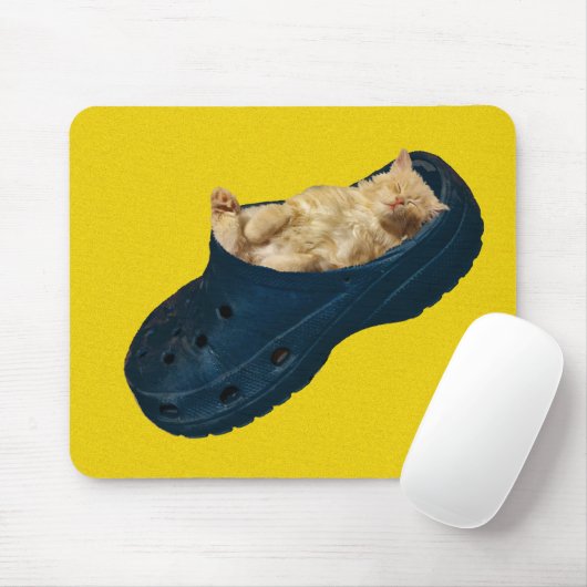 Schlafkätzchen in Croc Shoe, Mousepad (Mit Mouse)