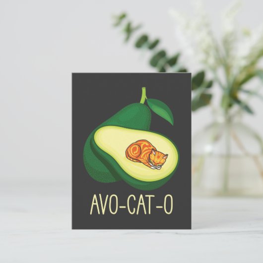 Schlafkatze Avocado Niedlich Gemüsepuppe Postkarte (Stehend Vorderseite)