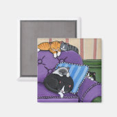 Schlaflose Katzen auf Sofa Whimsical Magnet (Vorderseite/Rückseite)