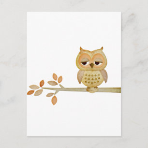 Schläfrige Eule im Baum Postkarte
