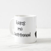 Schläfrige Katze will Kaffee Kaffeetasse (Vorderseite Links)