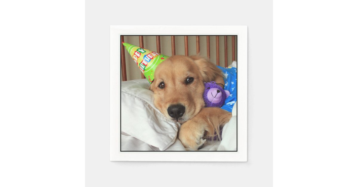 Schlafriges Golden Retriever Im Pyjama Geburtstag Serviette Zazzle De