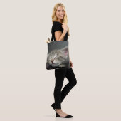 Schläfriges Kätzchen Tasche (Am Model)