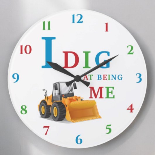 Schlafzimmer mit dicken Jungen Große Wanduhr