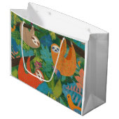 Schläge, die sich in Bäumen verbergen Große Geschenktüte (Vorderseite Schrägansicht)