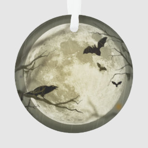 Schläger durch den Mond auf Halloween Ornament