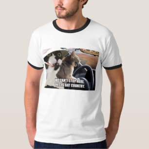 Schläger-Land-Kätzchen T-Shirt