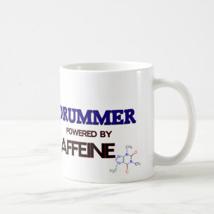 Schlagzeuger angetrieben durch Koffein Kaffeetasse