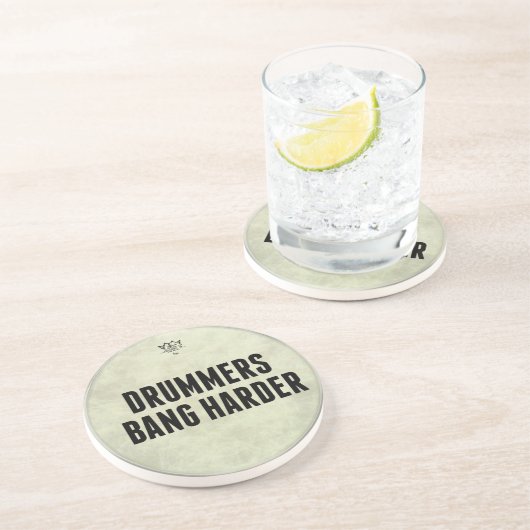 Schlagzeuger-Knall-härterer Getränkeuntersetzer (Seite)