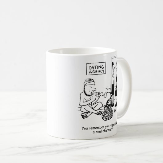 Schlange Charmer bei der Verabredet Agentur. Funny Kaffeetasse (VorderseiteRechts)