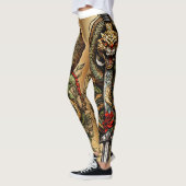 Schlange gekocht um daggeres Tattoodesign Leggings (Links)