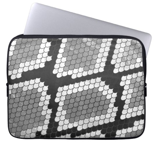 Schlange Grau, Weiß und Schwarz Laptopschutzhülle (Vorderseite)