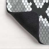 Schlange Grau, Weiß und Schwarz Mousepad (Ecke)