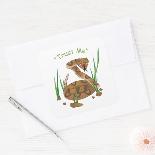 Schlange im Gras Quadratischer Aufkleber (Umschlag)