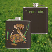 Schlange in der Grasflasche Flachmann