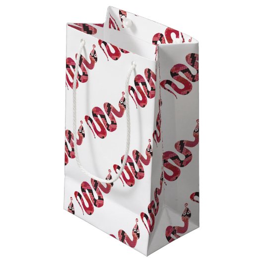 Schlange Schwarze und Rote Silhouetten Kleine Geschenktüte (Vorderseite Schrägansicht)