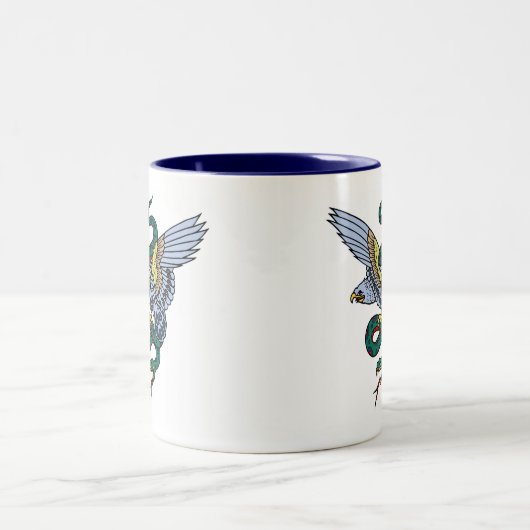 Schlange und Eagle Zweifarbige Tasse (Mittel)