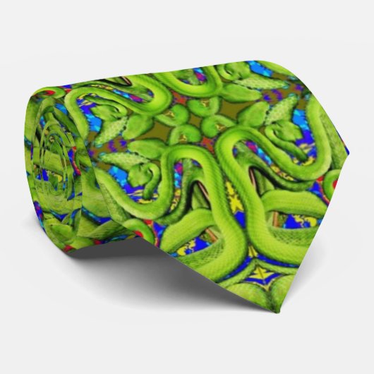 Schlangen auf einer Krawatte (Gerollt)