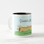 Schlangen bei der Arbeit Zweifarbige Tasse (Vorderseite Links)