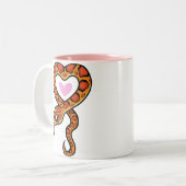 Schlangen-Liebe Zweifarbige Tasse (Vorderseite Links)