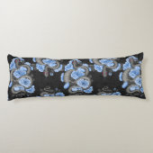 Schlangen und blaue Rose Seitenschläferkissen (Rückseite)