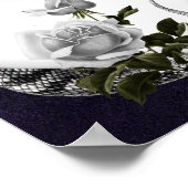 Schlangenherz Gothic Valentine's White Rose Poster (Ecke)