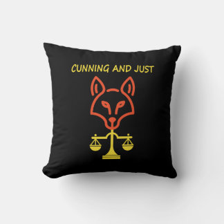 Schlau Und Gerecht - Fuchs Justiz Balance Design Kissen