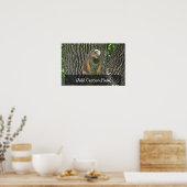 Schlaues Eichhörnchen, das auf einer Baumzweigpost Poster (Küche)