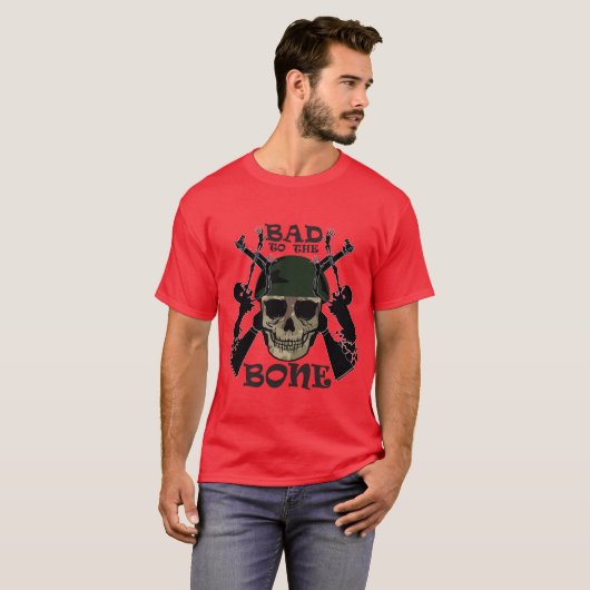 Schlecht an den Knochen Schädel Shirt, Camouflage  T-Shirt (Vorne ganz)