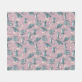 Schlechte graue Tabbattacke klopfen über Fleecedecke (Vorderseite (Horizontal))