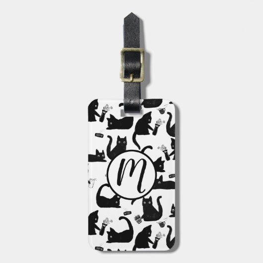 Schlechte Katzen klopfen über Gepäckanhänger (Vorderseite vertikal)