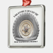 Schlechte Lage wie flacher Tritt Silbernes Ornament (Links)