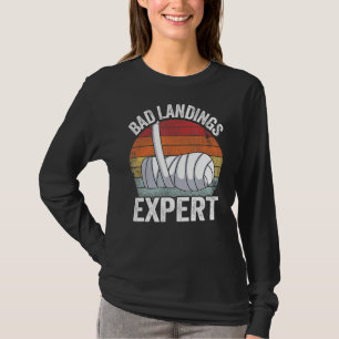 Schlechte Landungen Experte gebrochene Handkinder T-Shirt