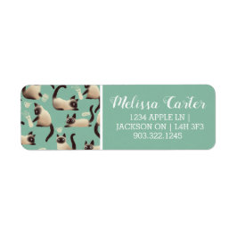 Schlechte siamesische Katzen klopfen über