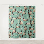 Schlechte siamesische Katzen klopfen über Wandteppich (Vorderseite)