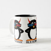 Schlechte Tasse Penguin™ alte Schule3d (Vorderseite Links)