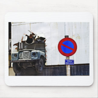 Schlechtes Parken durch Wand Mousepad