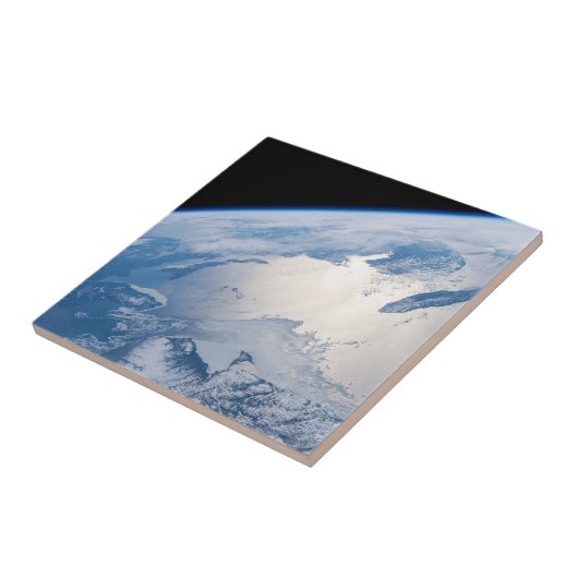 Schlendern Sie vor dem Golf von St. Lawrence in Ka Fliese (Seite)