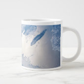 Schlendern Sie vor dem Golf von St. Lawrence in Ka Jumbo-Tasse (Rechts)