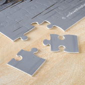 Schleuse der gemeinsamen Merganser-Enten am Slough Puzzle (Seite)